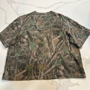 Abercrombie Cropped Camouflage Tee